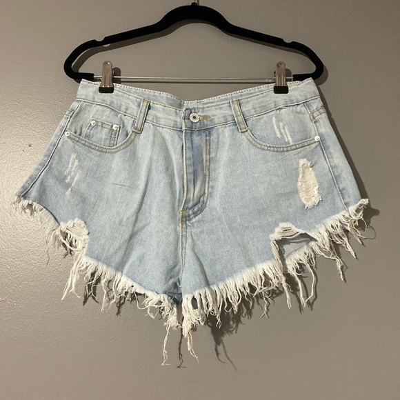 Sold - Picture 2 of 3